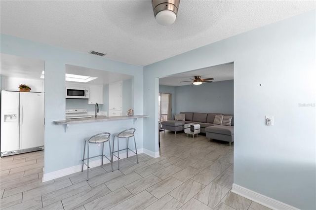 2808 29TH AVENUE W, Bradenton, FL 34205