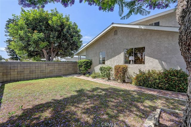 1203 W 160th Street, Gardena, CA 90247