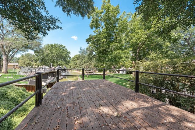 110 LA Jolla Street, Mabank, TX 75156