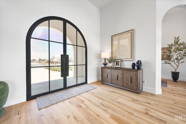 18160 Tiata Avenue, Bakersfield, CA 93314