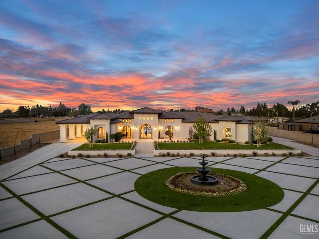 18160 Tiata Avenue, Bakersfield, CA 93314