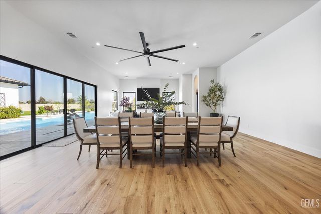 18160 Tiata Avenue, Bakersfield, CA 93314