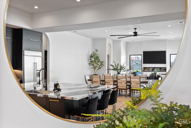 18160 Tiata Avenue, Bakersfield, CA 93314