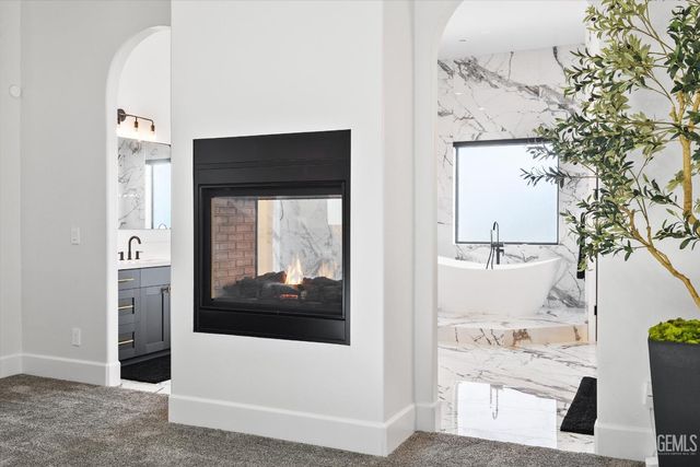 18160 Tiata Avenue, Bakersfield, CA 93314