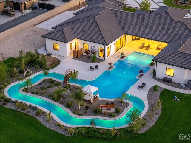 18160 Tiata Avenue, Bakersfield, CA 93314