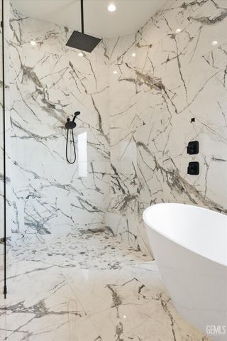 18160 Tiata Avenue, Bakersfield, CA 93314