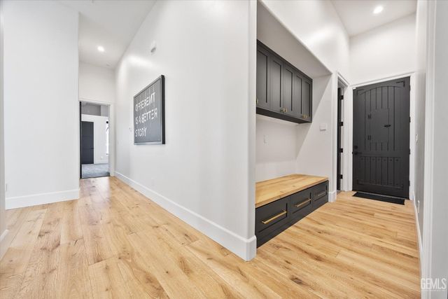 18160 Tiata Avenue, Bakersfield, CA 93314