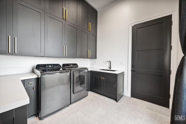 18160 Tiata Avenue, Bakersfield, CA 93314