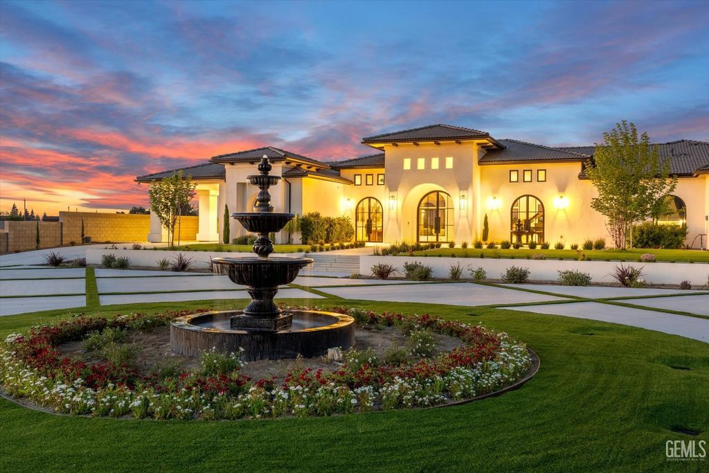 18160 Tiata Avenue, Bakersfield, CA 93314