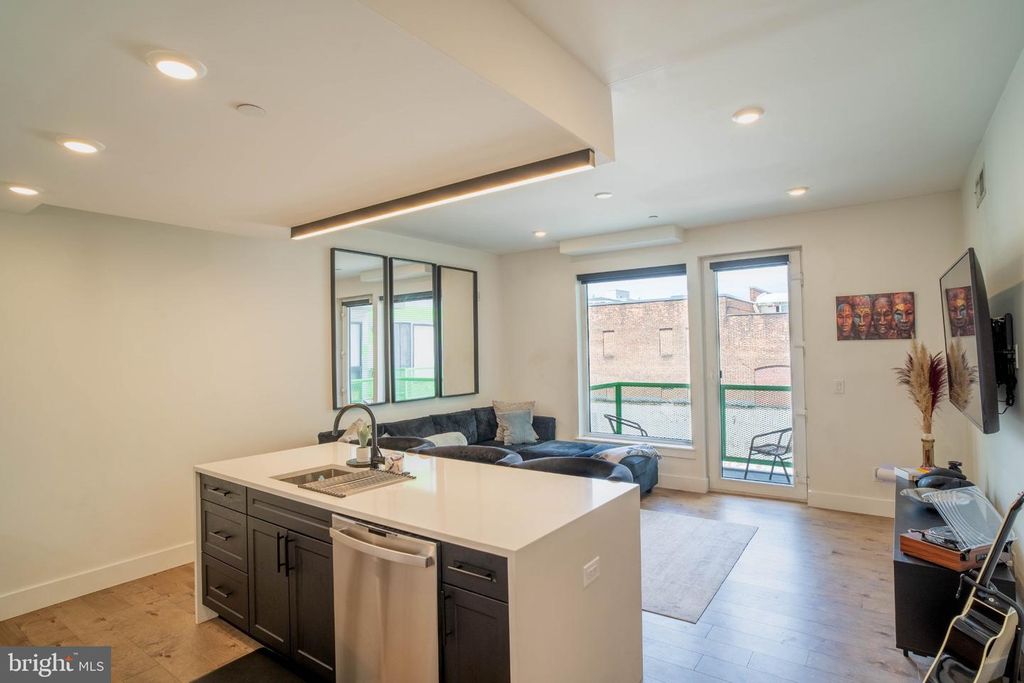 1501-00 N 31ST ST #311, PHILADELPHIA, PA 19121 — photo 3