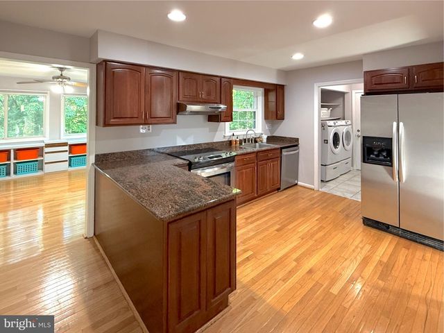 9006 SIDEHILL RD, Ellicott City, MD 21042