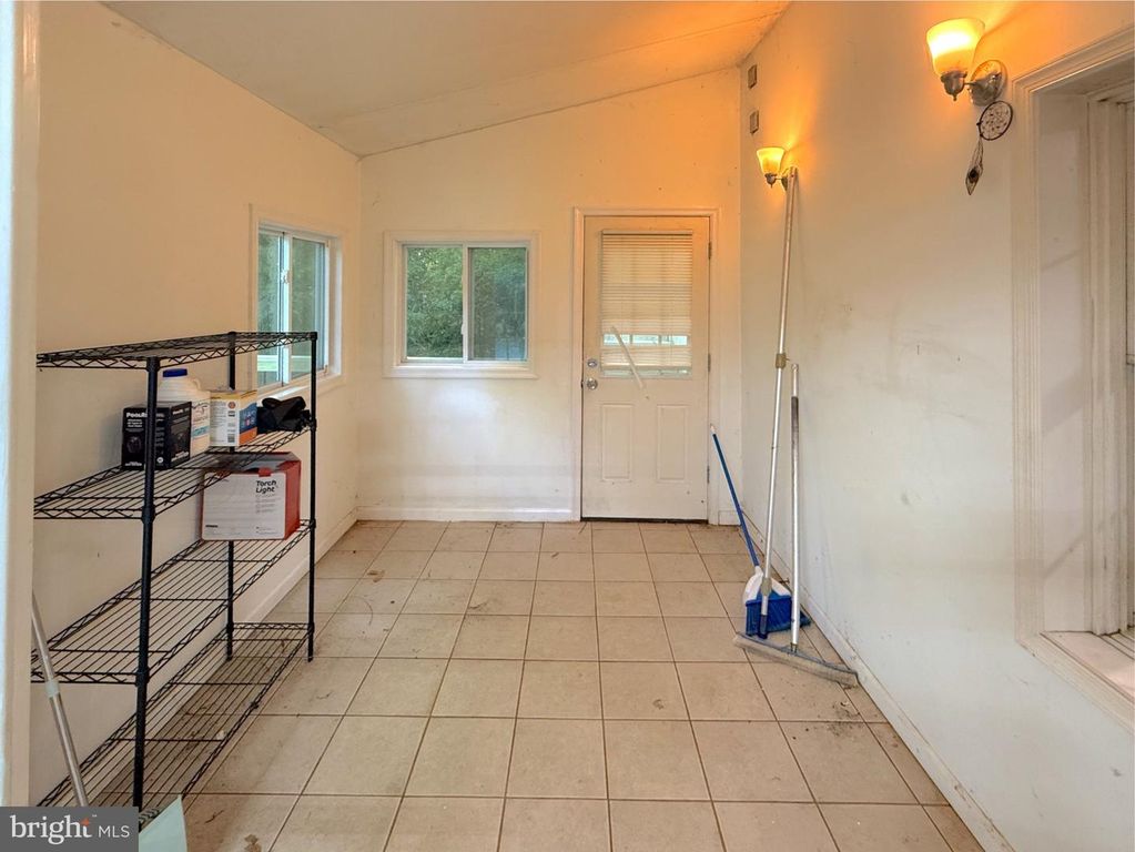 Image 47 of property listing at 9006 SIDEHILL RD, Ellicott City, MD 21042