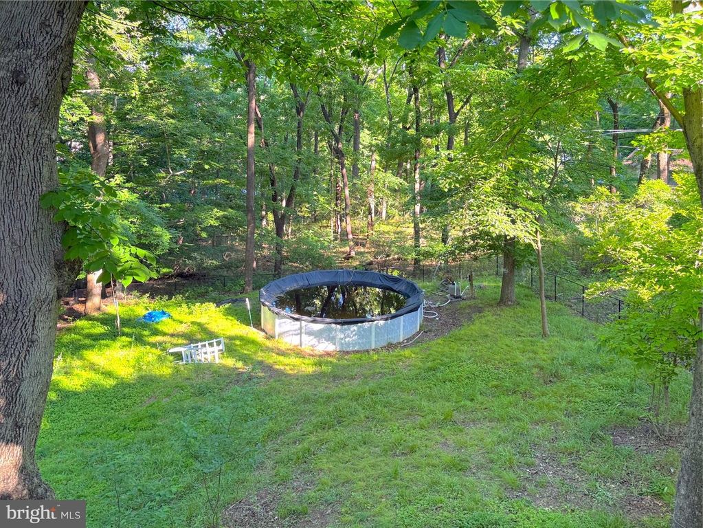 Image 53 of property listing at 9006 SIDEHILL RD, Ellicott City, MD 21042
