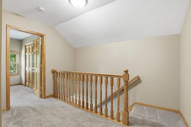 712 ALGOMA STREET, New London, WI 54961