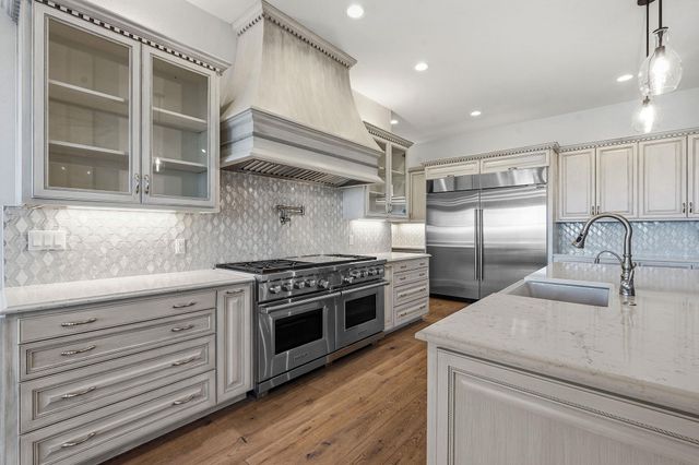 306 Napa CT, Driftwood, TX 78619