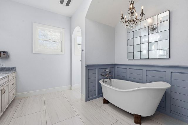 306 Napa CT, Driftwood, TX 78619