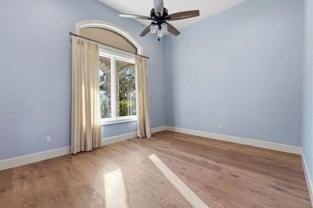 306 Napa CT, Driftwood, TX 78619