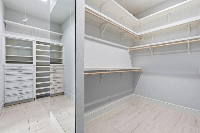 306 Napa CT, Driftwood, TX 78619