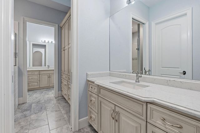 306 Napa CT, Driftwood, TX 78619