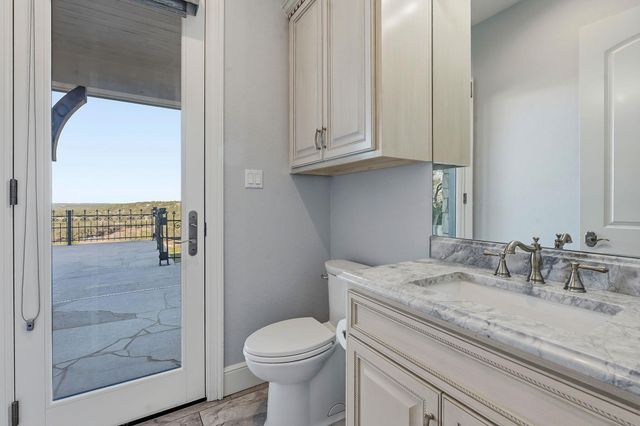 306 Napa CT, Driftwood, TX 78619