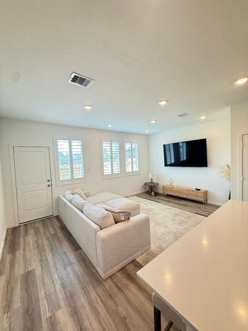 1026 Moon Drop Lane, Houston, TX 77090