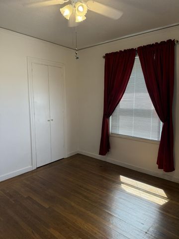 2197 Cambridge St, Sacramento, CA 95815