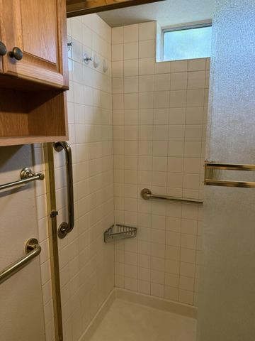 2197 Cambridge St, Sacramento, CA 95815