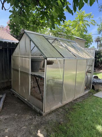 2197 Cambridge St, Sacramento, CA 95815