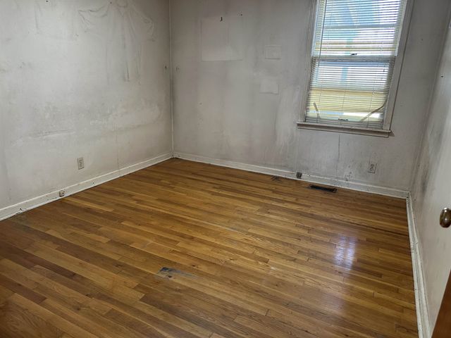 105 HAYS ST, Savannah, TN 38372