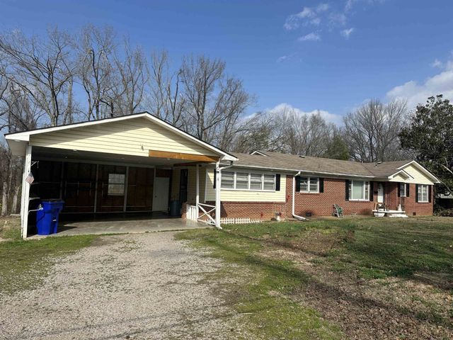 105 HAYS ST, Savannah, TN 38372