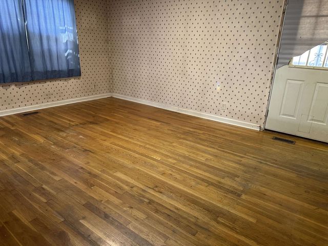 105 HAYS ST, Savannah, TN 38372