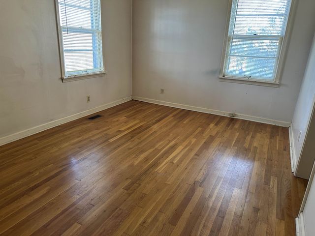 105 HAYS ST, Savannah, TN 38372