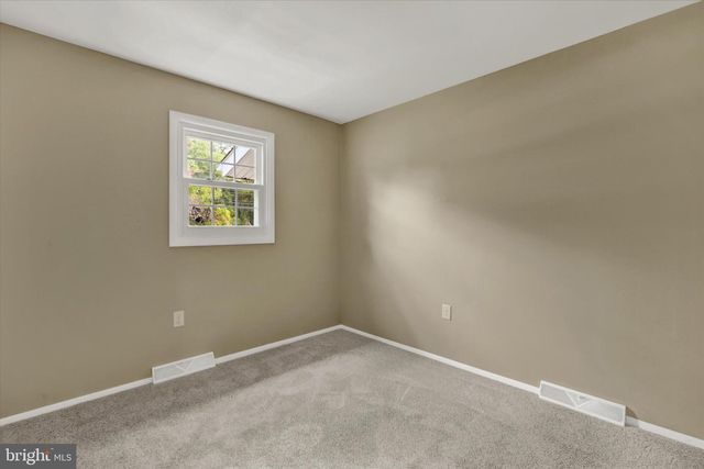 2441 RIVER RD, Middletown, PA 17057