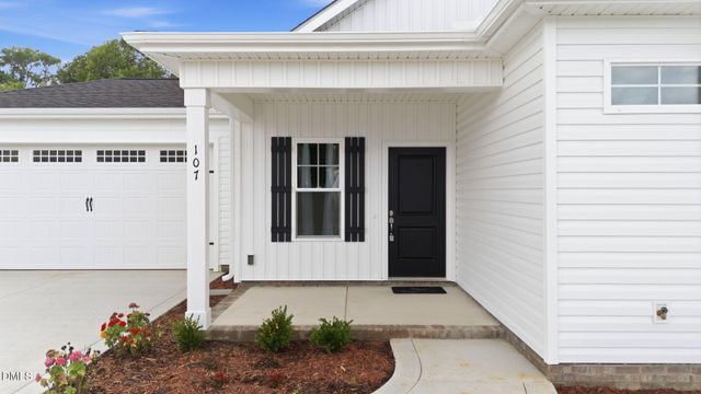 107 Sagewood Drive, Dudley, NC 28333
