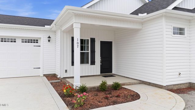 107 Sagewood Drive, Dudley, NC 28333