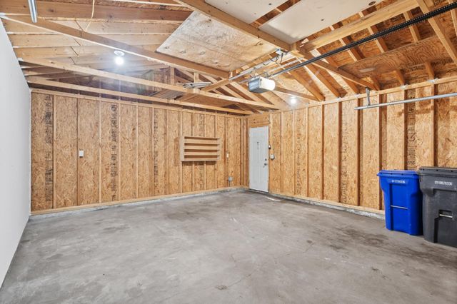 1231 Woodbridge Street, Saint Paul, MN 55117