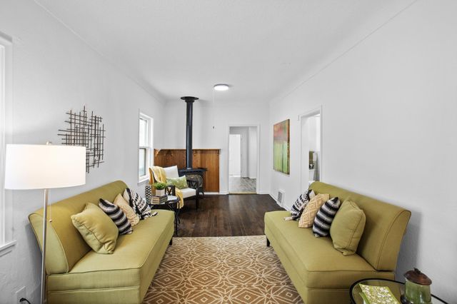 1231 Woodbridge Street, Saint Paul, MN 55117