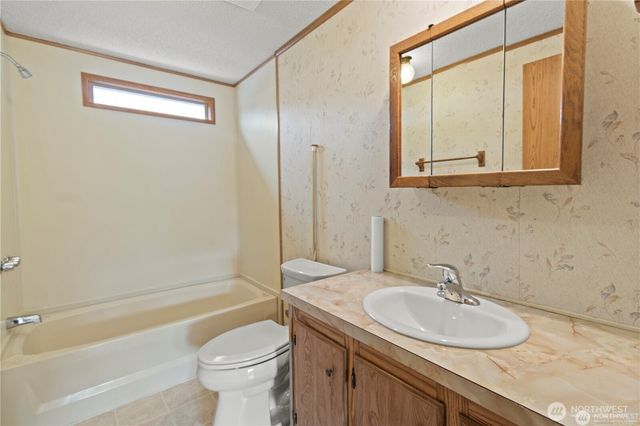 4 Blitzen Lane, Shelton, WA 98584