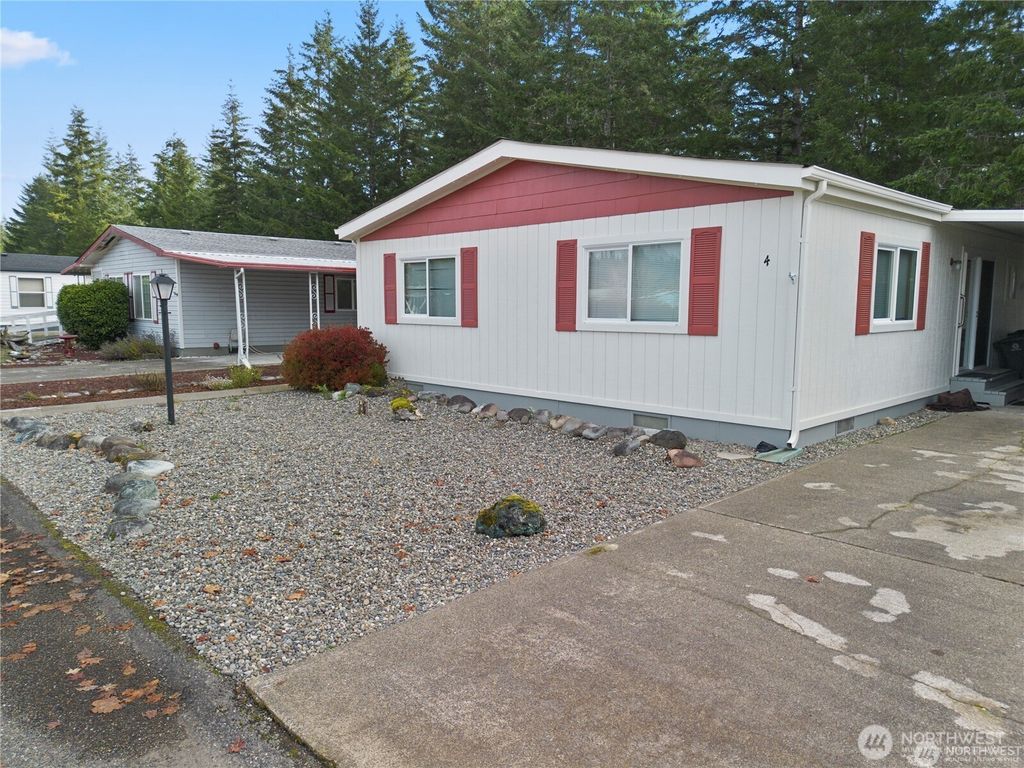 4 Blitzen Lane, Shelton, WA 98584