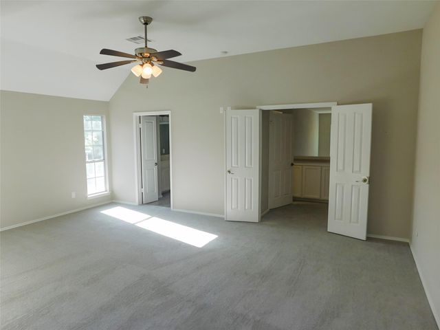 30003 OAKLAND HILLS DR, Georgetown, TX 78628