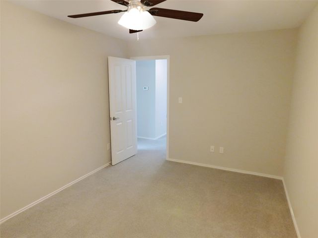 30003 OAKLAND HILLS DR, Georgetown, TX 78628