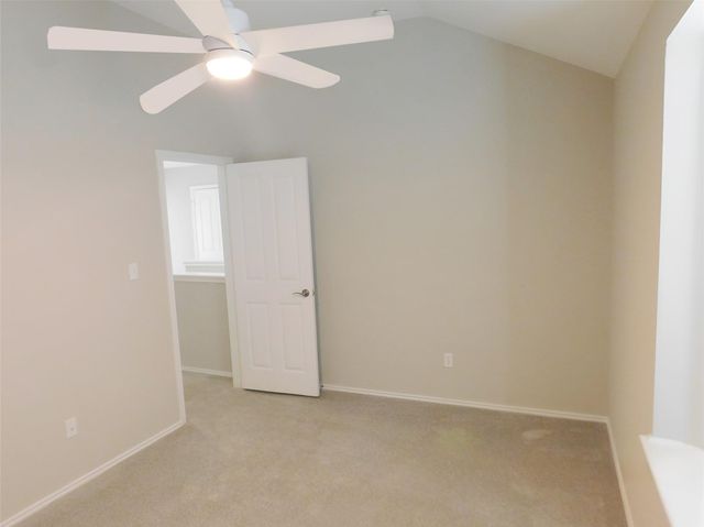30003 OAKLAND HILLS DR, Georgetown, TX 78628