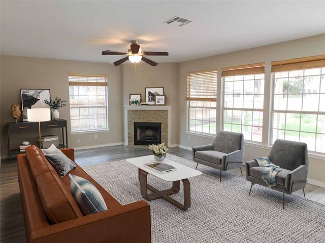 30003 OAKLAND HILLS DR, Georgetown, TX 78628