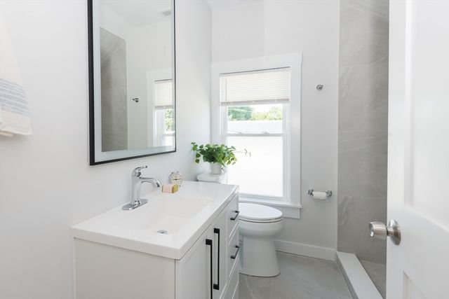 12 Norton St, Boston, MA 02136
