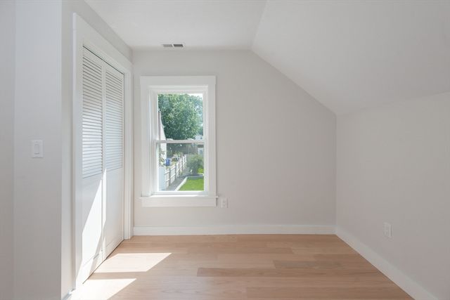12 Norton St, Boston, MA 02136