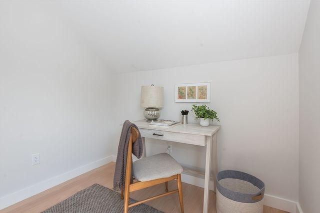 12 Norton St, Boston, MA 02136