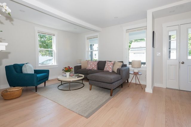 12 Norton St, Boston, MA 02136