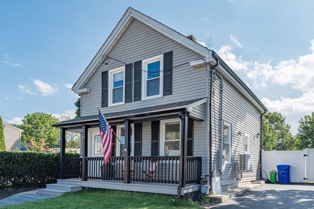 12 Norton St, Boston, MA 02136