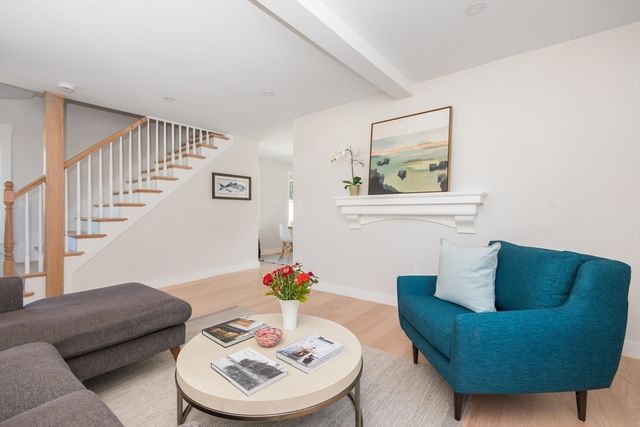 12 Norton St, Boston, MA 02136