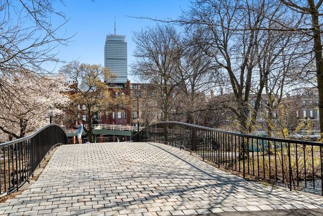 8 Fairfield Street, Boston, MA 02116